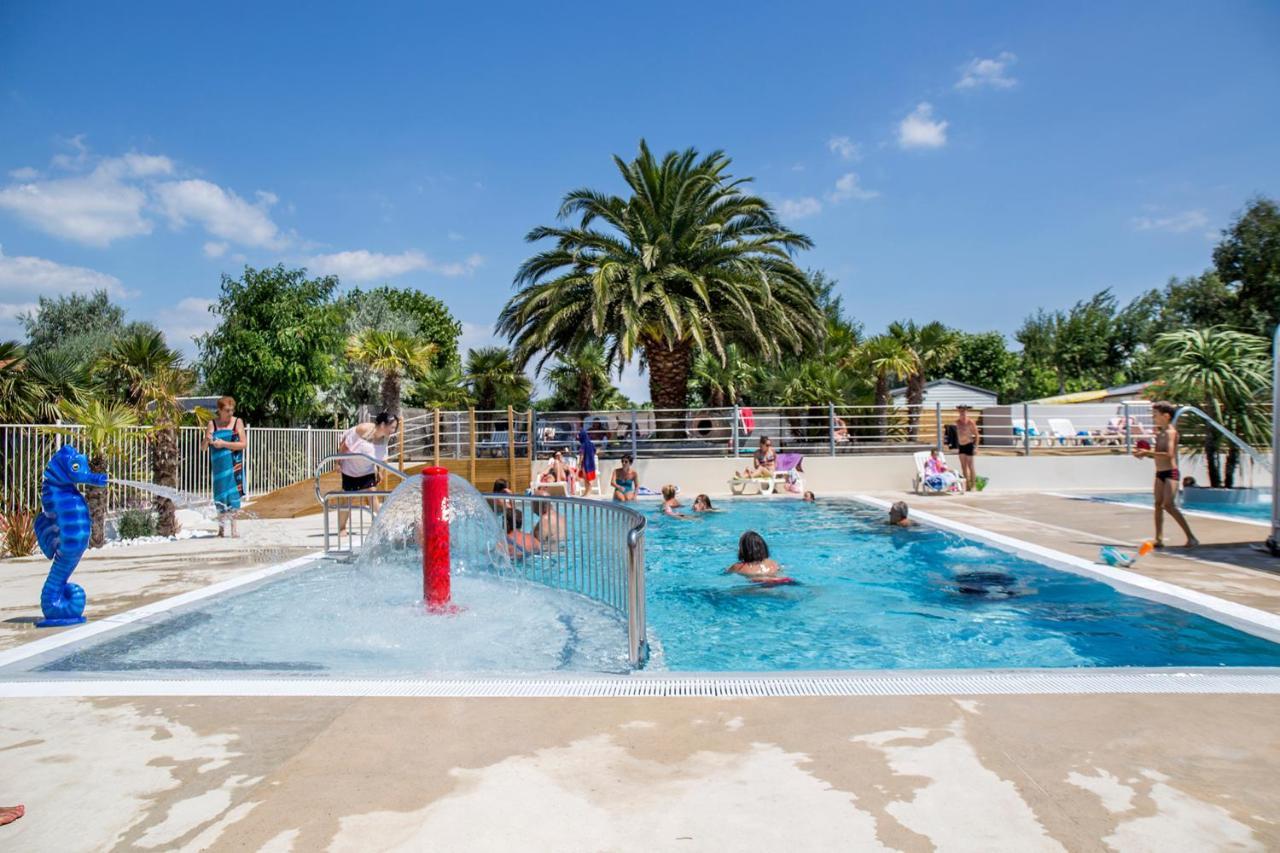Camping Antioche D'Oleron La Bree-les-Bains ภายนอก รูปภาพ